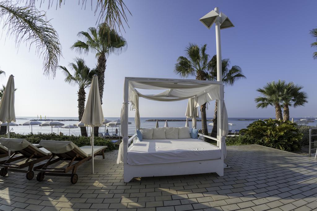Palm Beach Hotel & Bungalows Larnaca Exterior foto